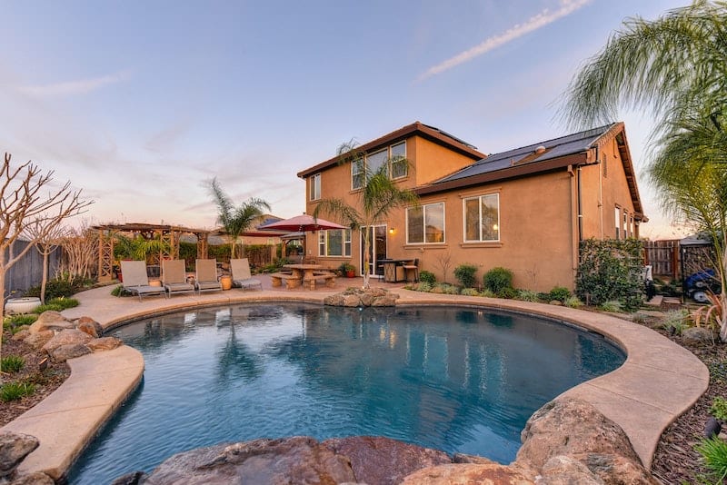 pool-tropical pool-inspections